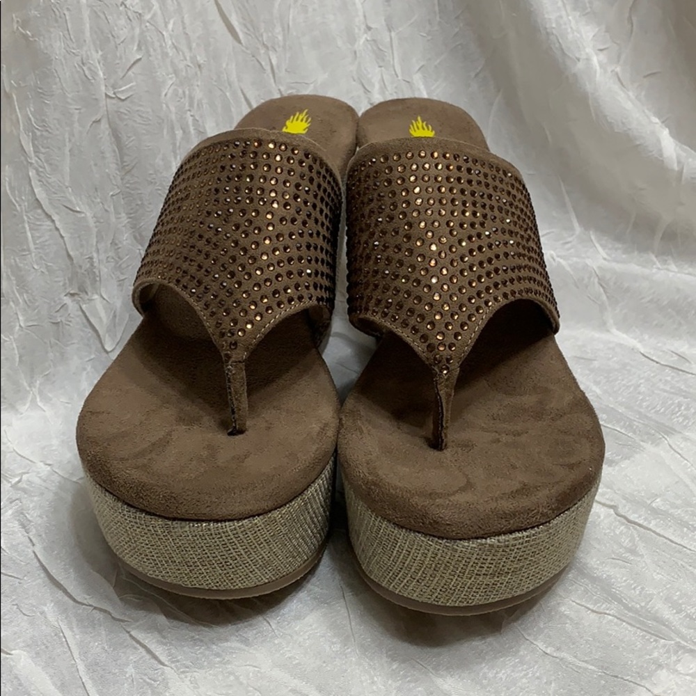 Volatile “Majestic” Platform Sandals